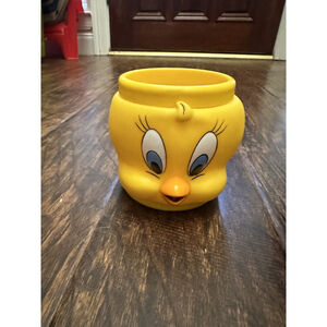 Tweety Bird Mug Cup Warner Bros Looney Tunes Plastic Vintage 1992 3D WEAR